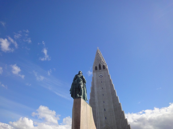 Caro Hardy - église Reykjavik